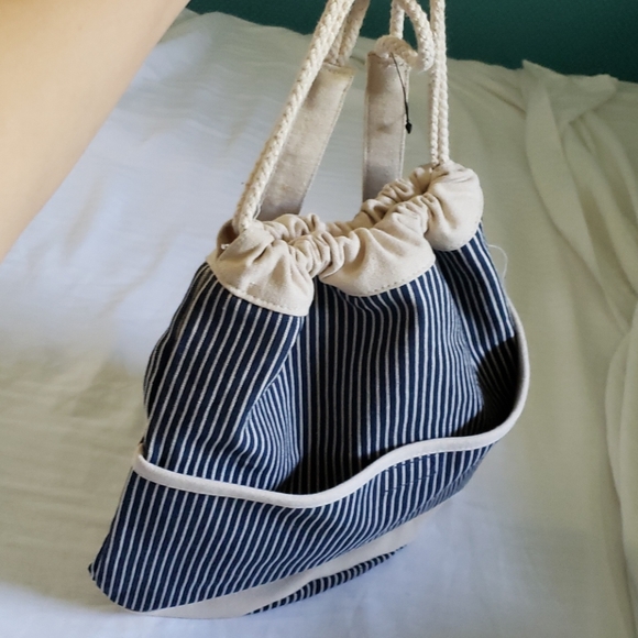 Backpack 🎒 - Picture 5 of 7